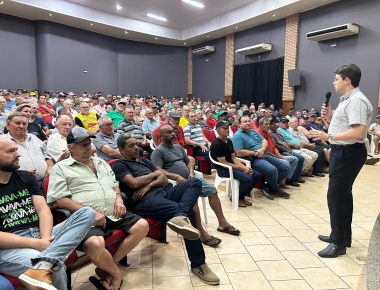 Homens lotam a Casa da Cultura para palestra do Novembro Azul